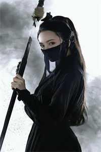 假郡主弄瞎我眼睛害死全家人