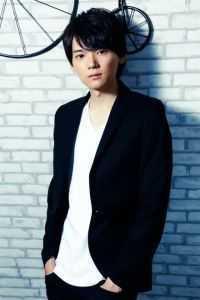 终有弱水替沧海***